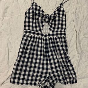 AMERICAN EAGLE ROMPER #2 SIZE SMALL